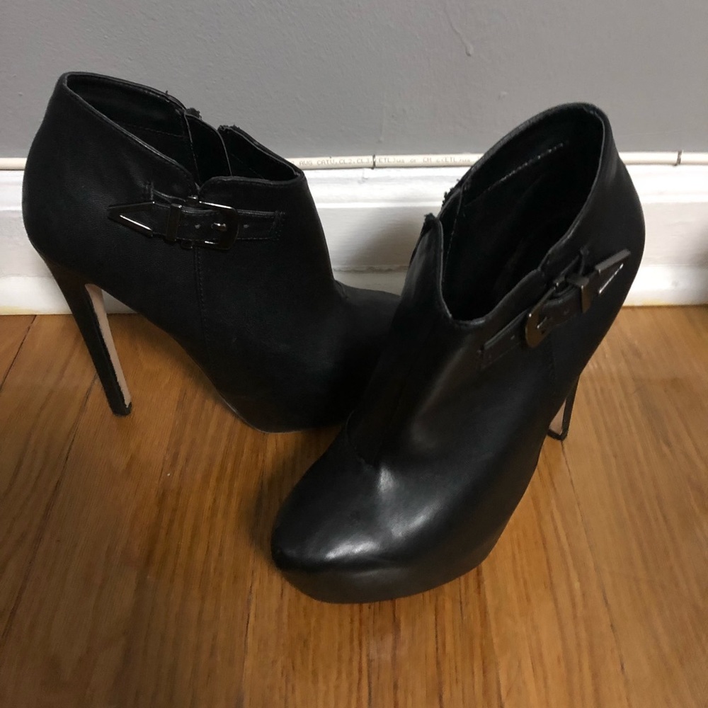 Black Aldo booties